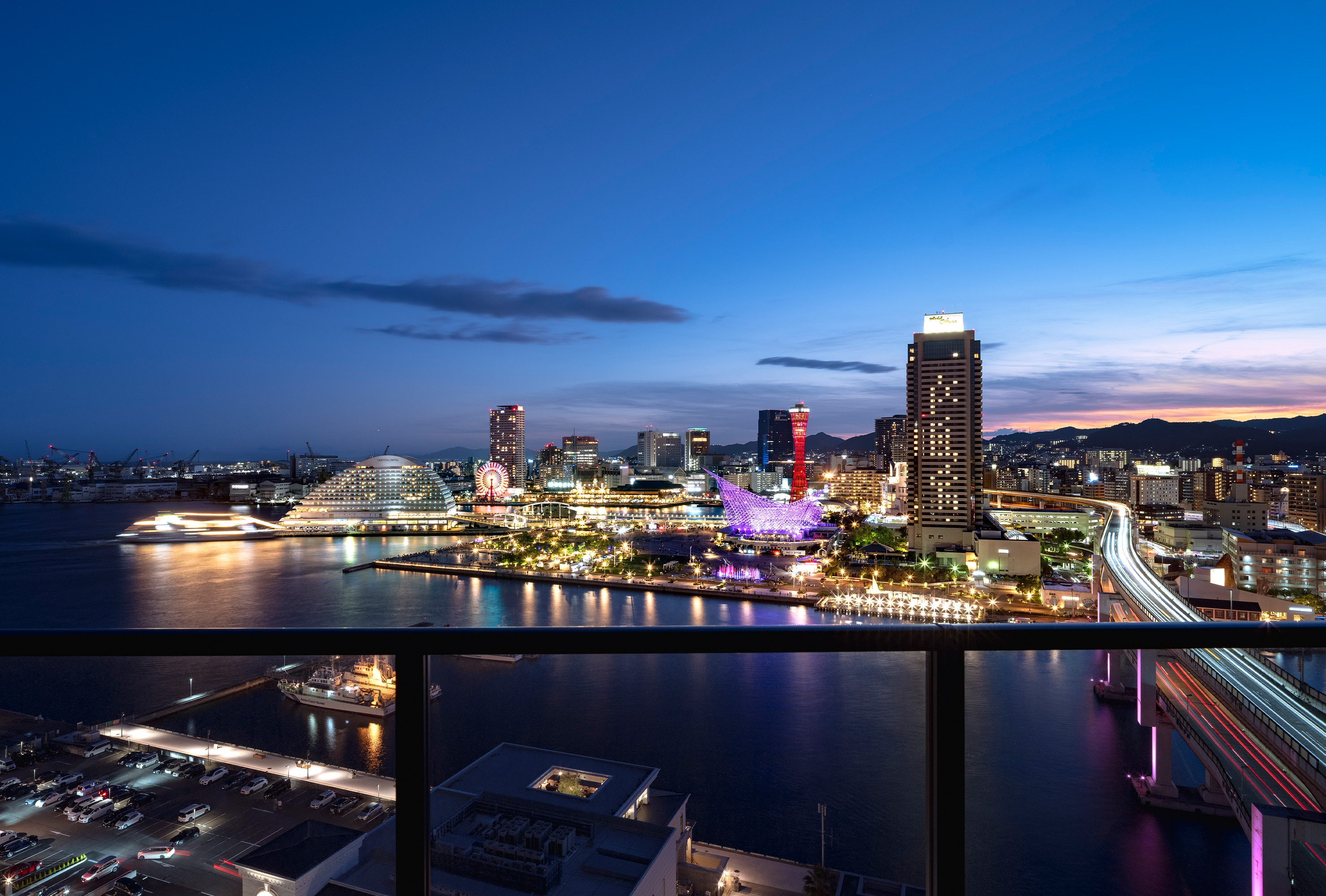 BALCONY�i1702�����j