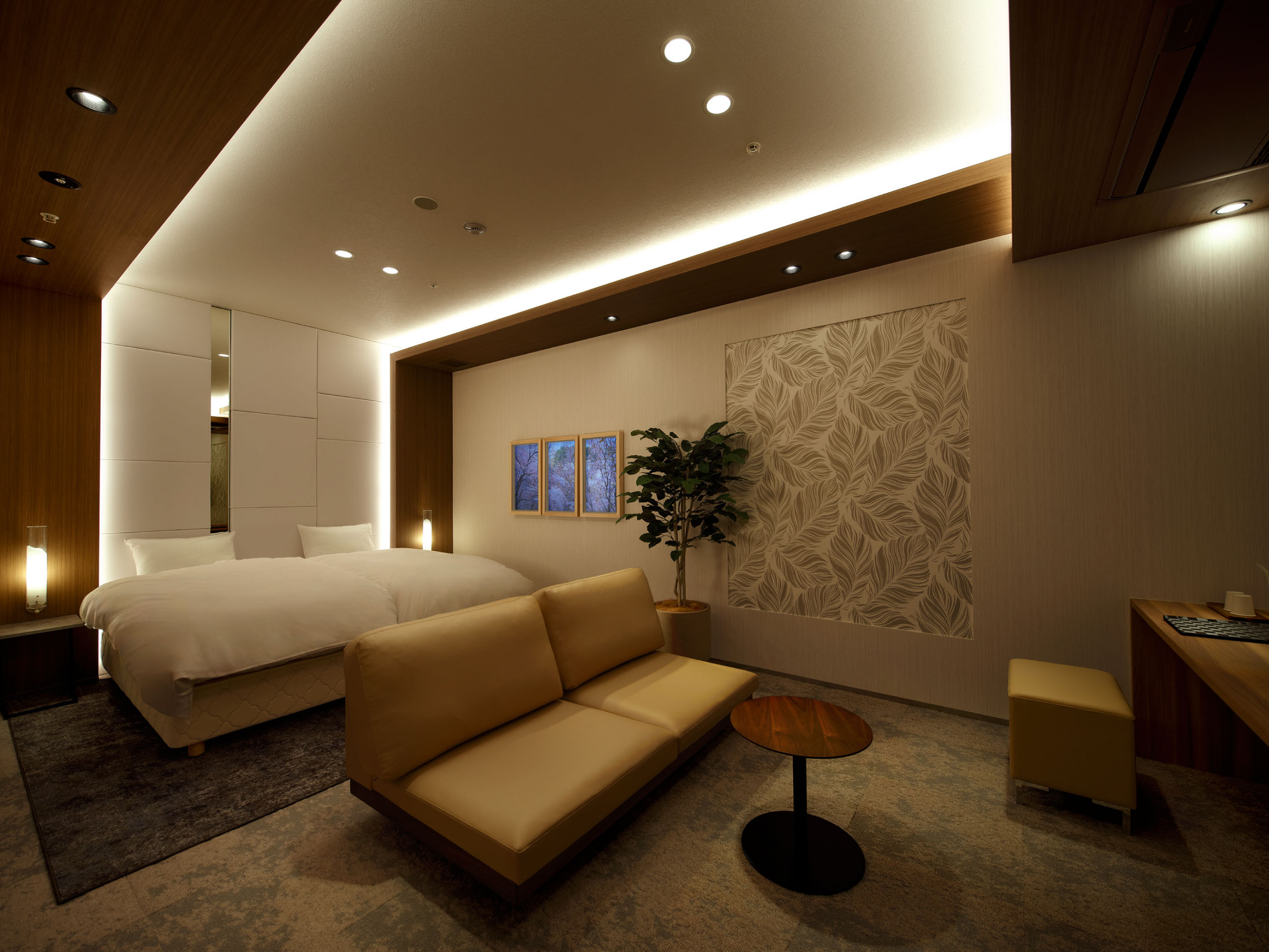 �Q�X�g���[���i2025�N12���B�e�j