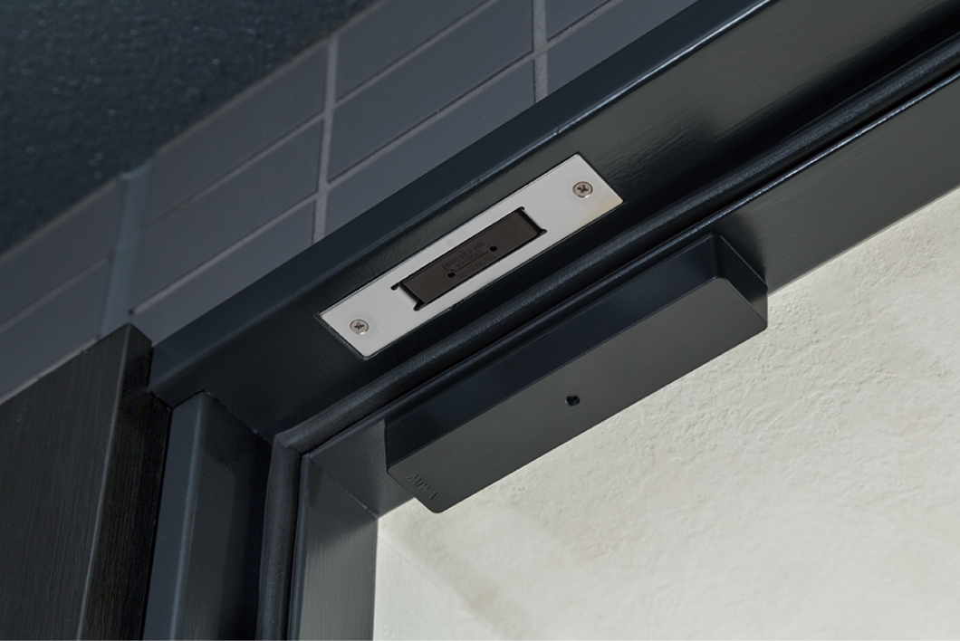 �h�ƃZ���T�[