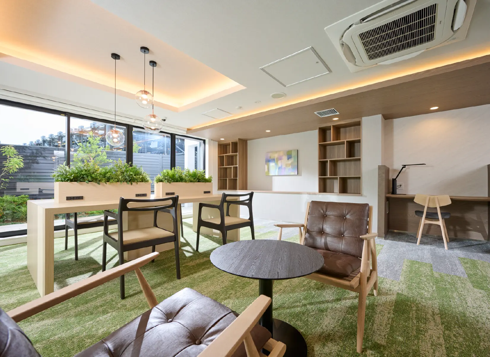 �s�s�̗]�C�̒��ŁA�C�Ƌ��������V�[�T�C�h