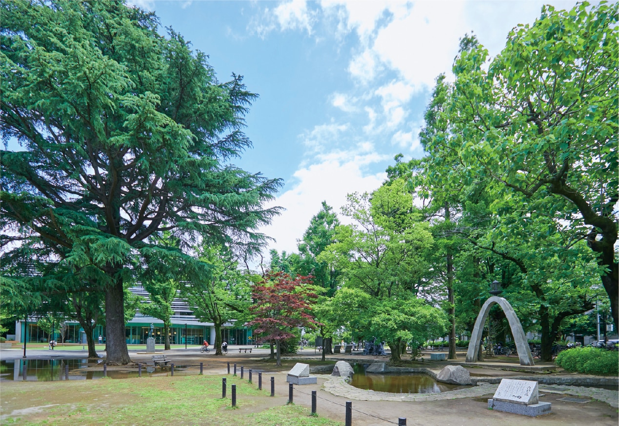 板橋区平和公園(E:徒歩5分/C:徒歩6分)