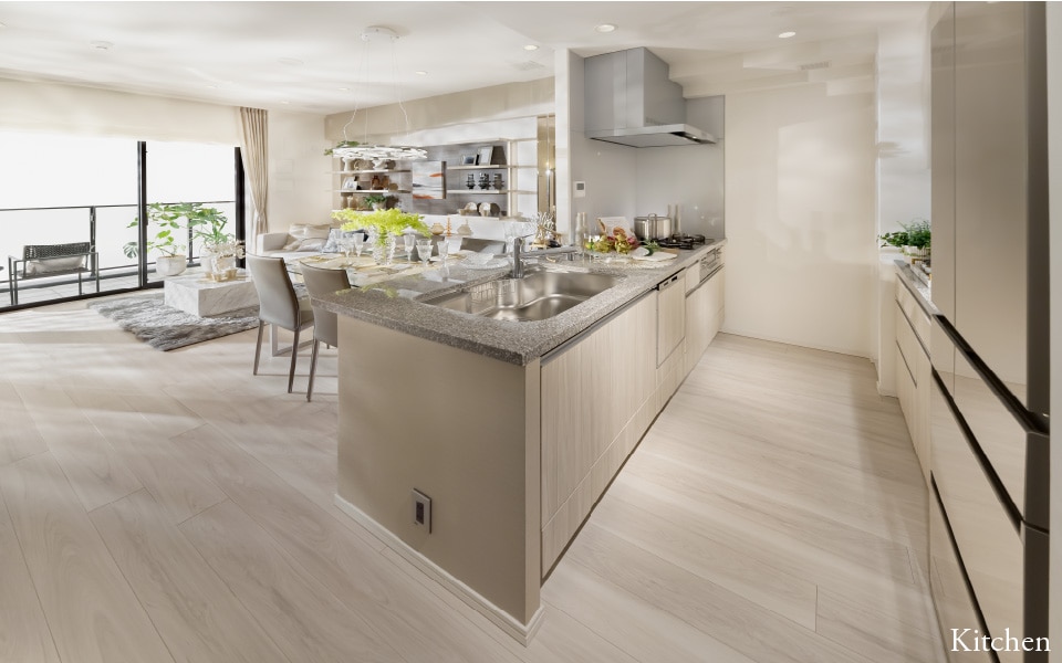 KITCHEN