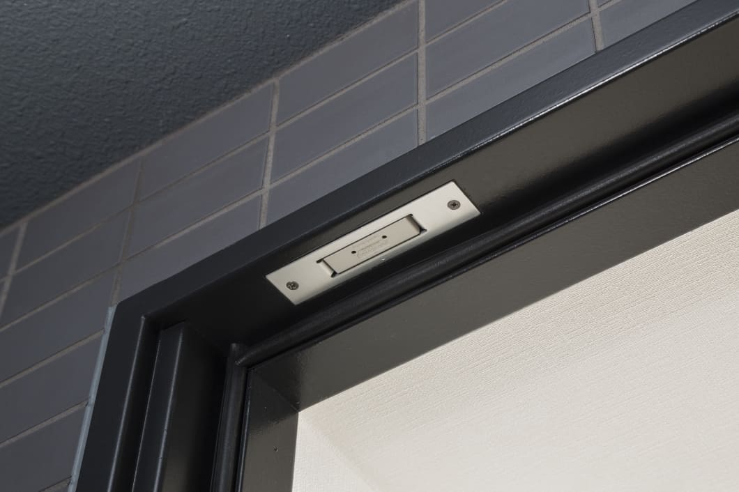 �h�ƃZ���T�[