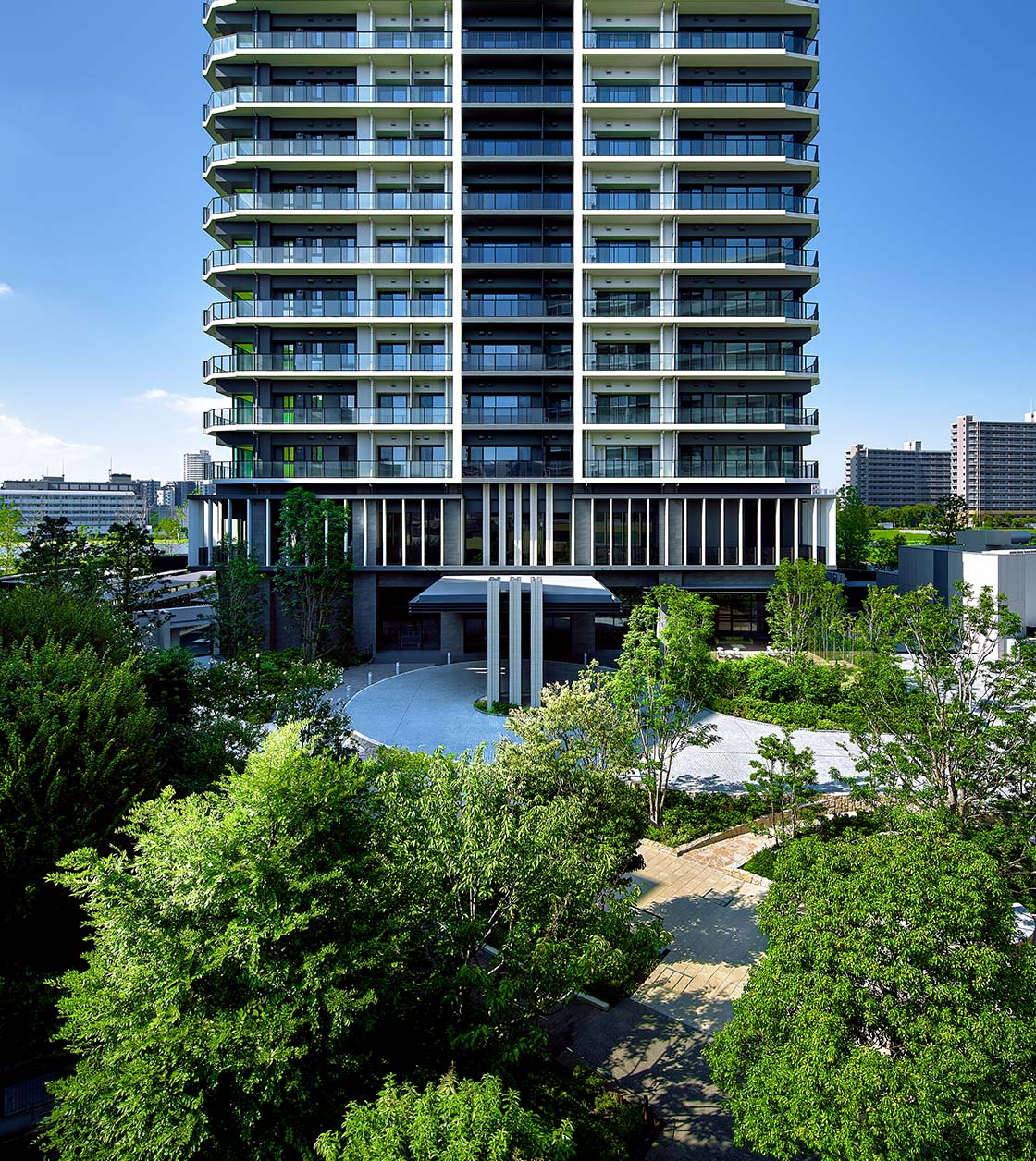 �s�S�ւ́A�˂����B42�K���č��w�^���[���W�f���X