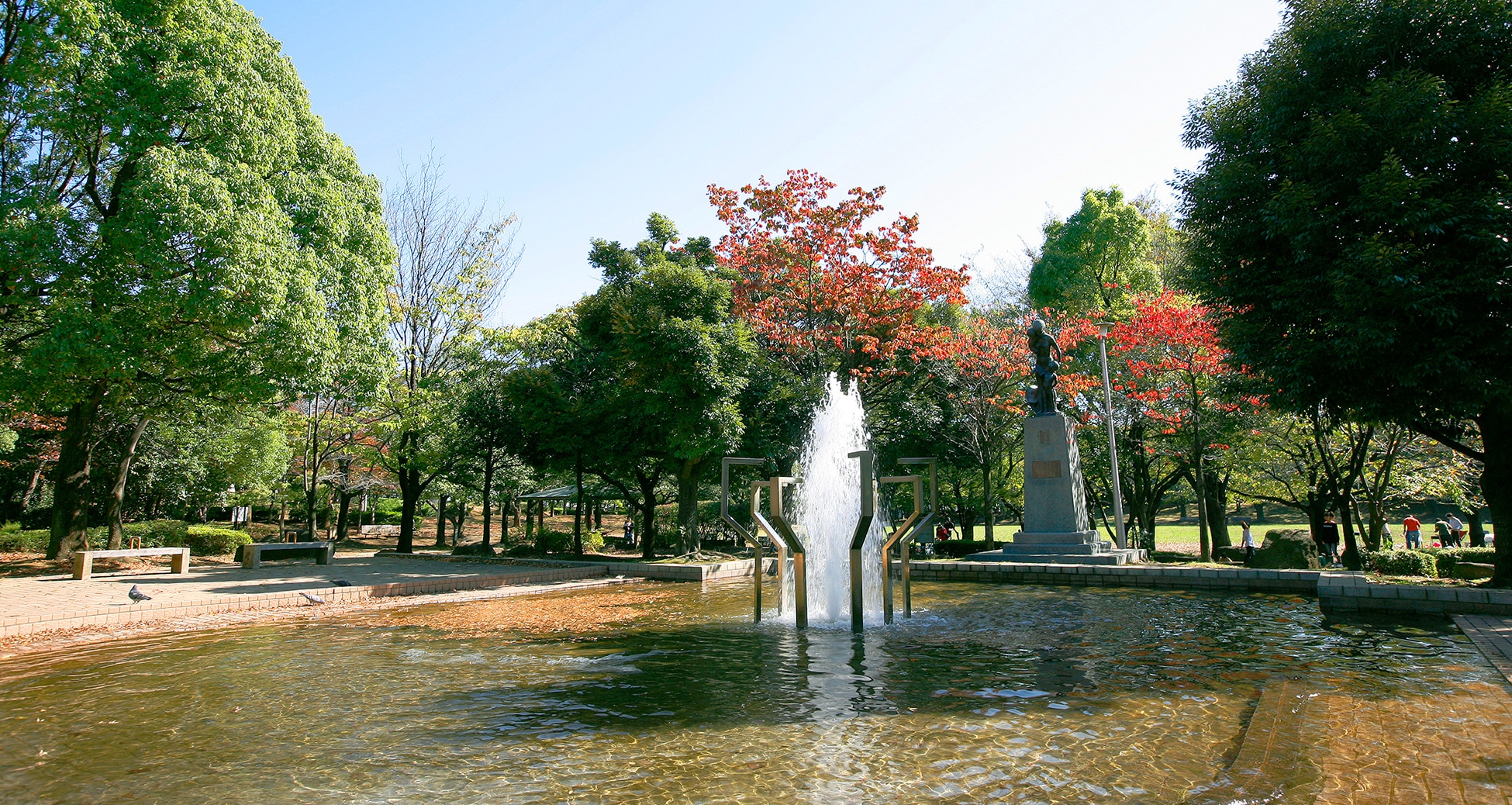 蕨市民公園/WEST:徒歩16分/約1,210m・EAST:徒歩15分/約1,190m