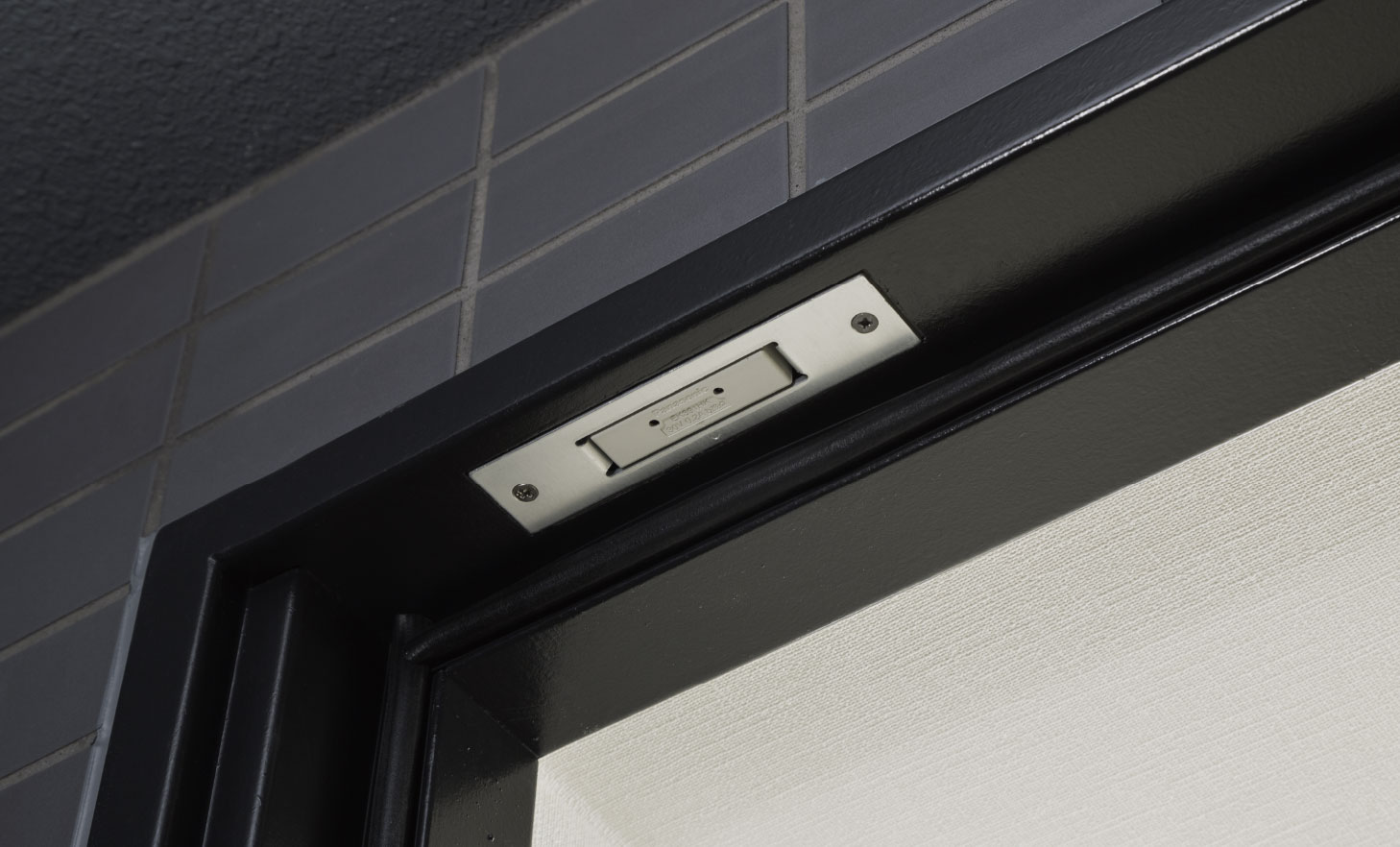 �h�ƃZ���T�[